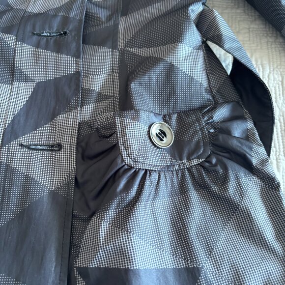 Dolce & Gabbana Short Camo Jacket - Picture 11 of 14